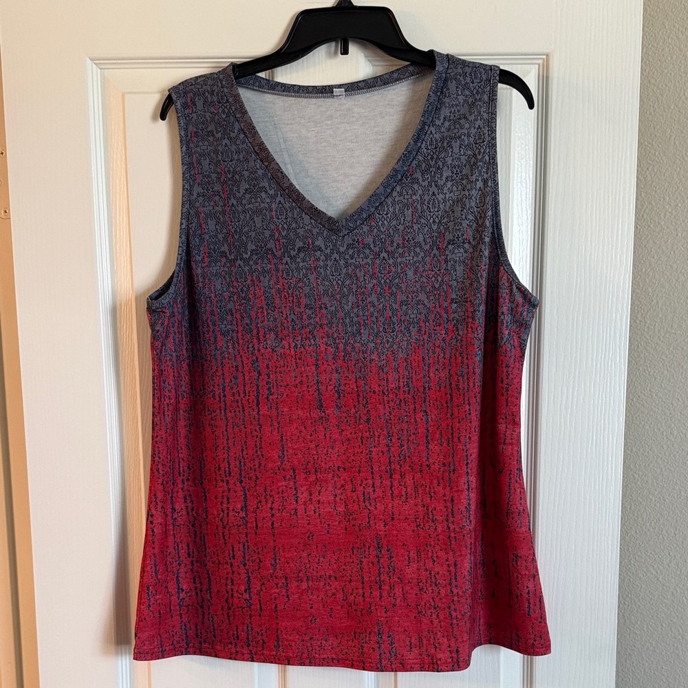 Sleeveless V-Neck Ombre Tank Top - Red and Gray